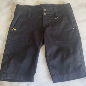 Lole Women's Black Bermuda Shorts Size 8 12-1/2" Inseam Ladies